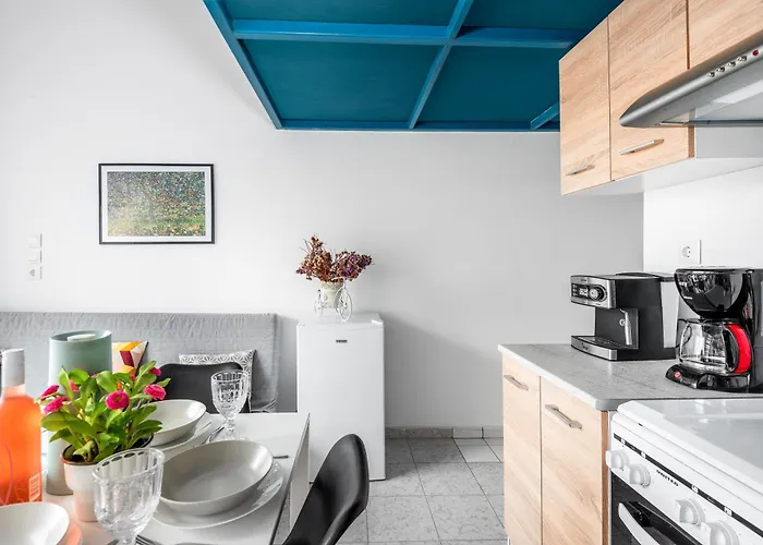 Sea Front In 2 Apartment *